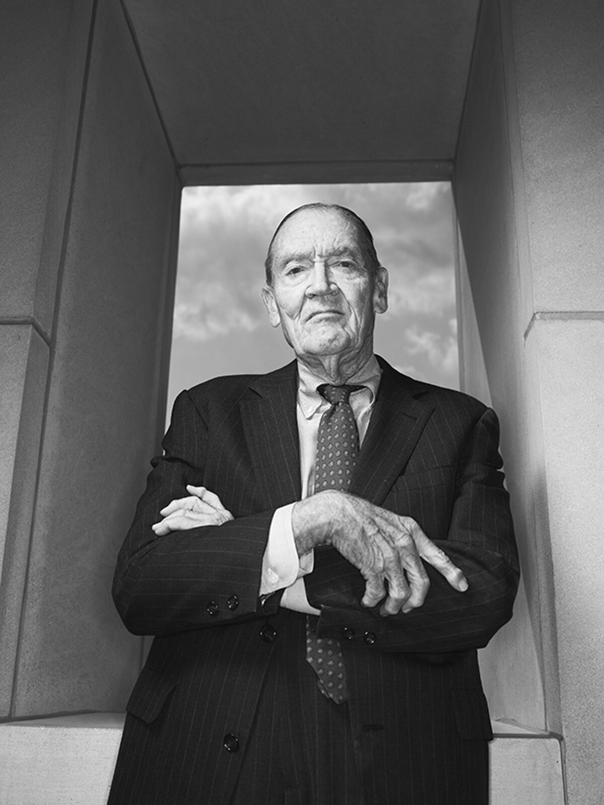 John Bogle——他 1975 年创办 Vanguard，发明了"大多数主动基金跑不赢指数"的数学证明